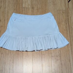 Tail Activewear White Pleated Ruffle Skort Built in Shorts 4 Pockets Size L